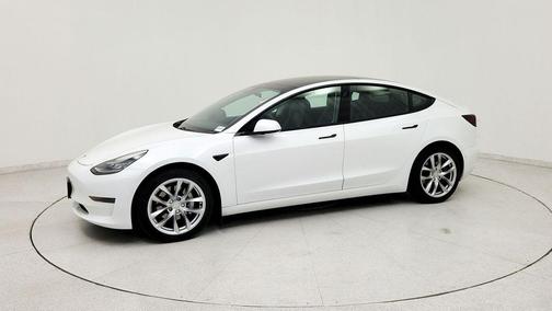 Pearl White Multi-Coat 2021 Tesla Model 3 Standard Range Plus