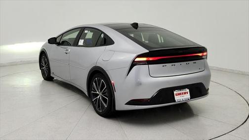 2025 Toyota Prius XLE