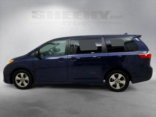 2020 Toyota Sienna SE