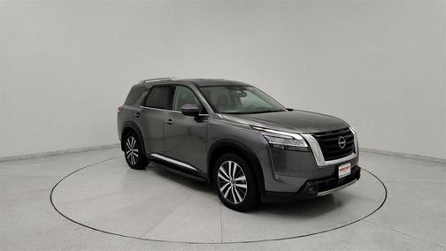 2022 Nissan Pathfinder Platinum 4WD