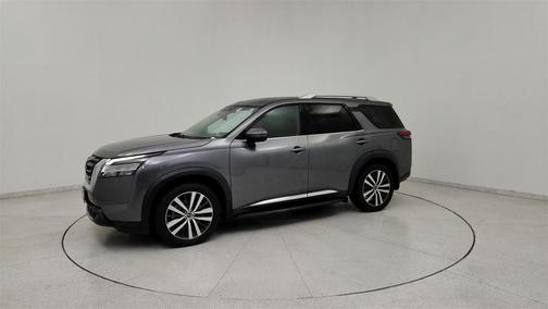 2022 Nissan Pathfinder Platinum 4WD