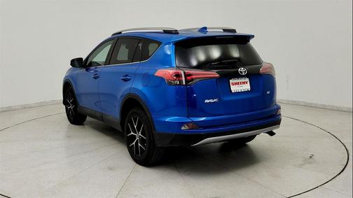 2018 Toyota RAV4 SE