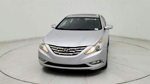 2011 Hyundai SONATA Limited