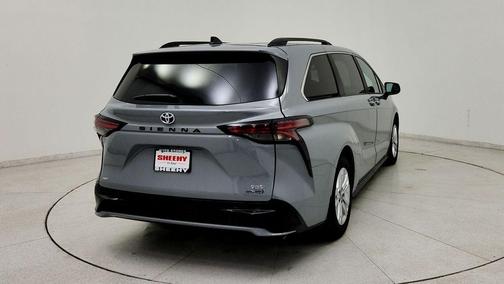 Cement 2023 Toyota Sienna XSE 7 Passenger