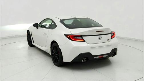 2025 Toyota GR86 Premium