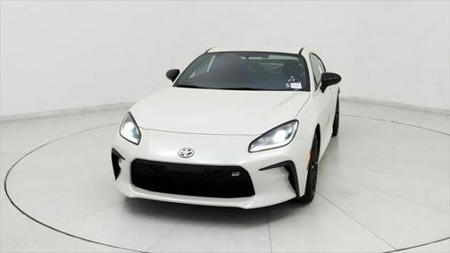 2025 Toyota GR86 Premium