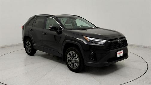 2025 Toyota RAV4 Hybrid XLE Premium