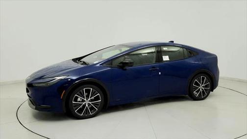 2025 Toyota Prius XLE