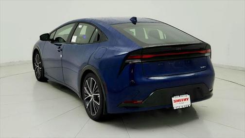 2025 Toyota Prius XLE