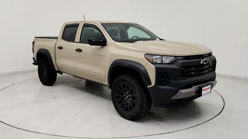 Sand Dune Metallic 2024 Chevrolet Colorado Trail Boss