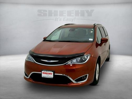 2018 Chrysler Pacifica Touring-L