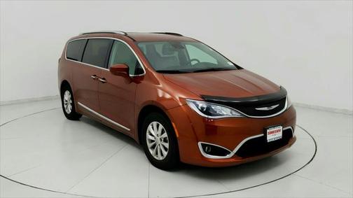 2018 Chrysler Pacifica Touring-L