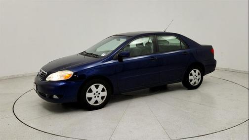 2005 Toyota Corolla LE