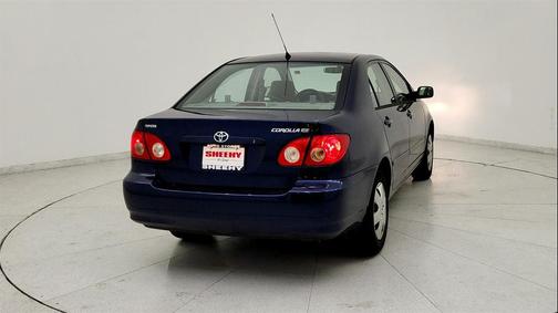 2005 Toyota Corolla LE