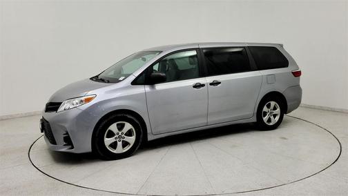 2018 Toyota Sienna SE