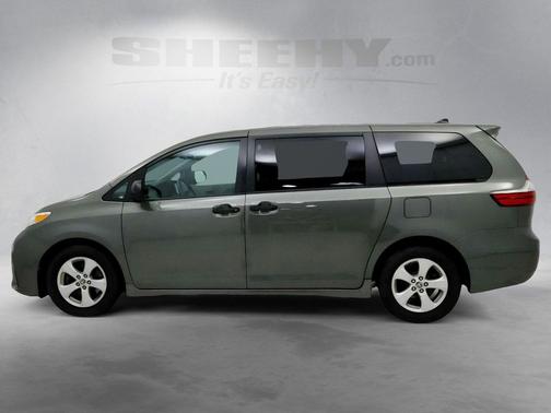 2020 Toyota Sienna SE