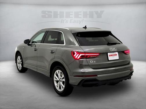 2024 Audi Q3 Premium 45 TFSI S line quattro Tiptronic