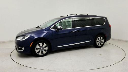 Jazz Blue Pearlcoat 2017 Chrysler Pacifica Hybrid Platinum