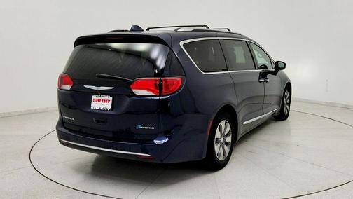 Jazz Blue Pearlcoat 2017 Chrysler Pacifica Hybrid Platinum