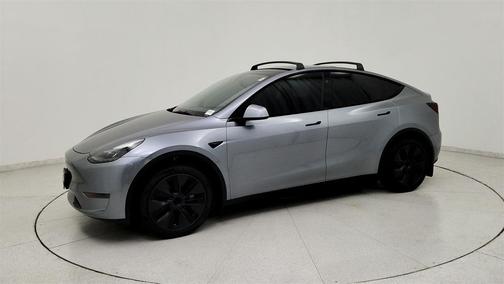 2025 Tesla Model Y Long Range Dual Motor Rear-Wheel Drive