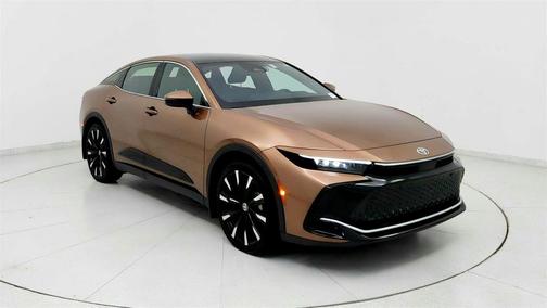2025 Toyota Crown Platinum