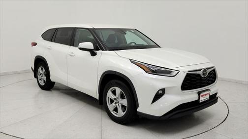 2021 Toyota Highlander LE