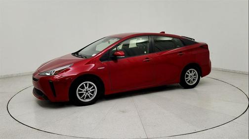 2022 Toyota Prius LE