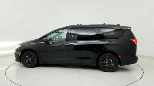 2021 Chrysler Pacifica Hybrid Limited