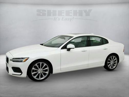 2019 Volvo S60 T5 Momentum