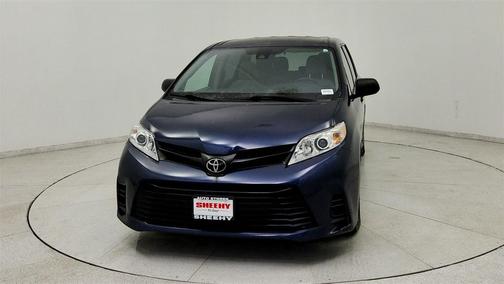 2019 Toyota Sienna SE