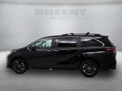 2024 Toyota Sienna Woodland Edition