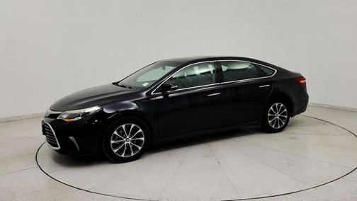 Midnight Black 2018 Toyota Avalon XLE Premium
