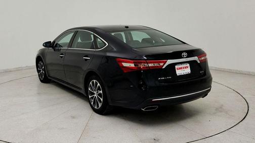 Midnight Black 2018 Toyota Avalon XLE Premium