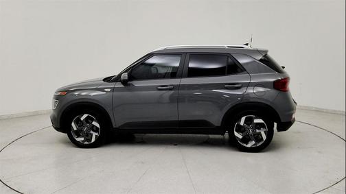 2021 Hyundai VENUE SEL