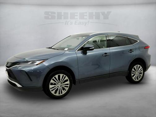 2022 Toyota Venza XLE