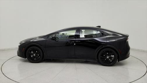 2025 Toyota Prius L