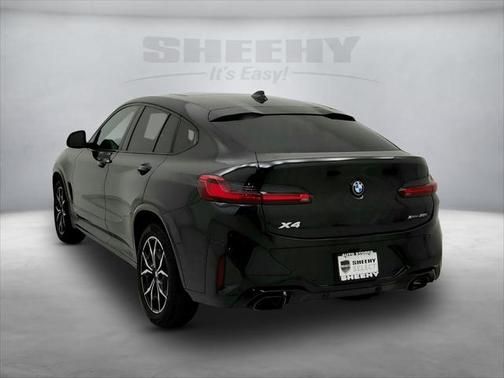 2023 BMW X4 xDrive30i