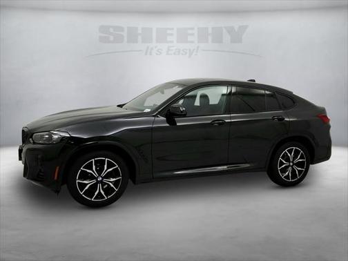 2023 BMW X4 xDrive30i