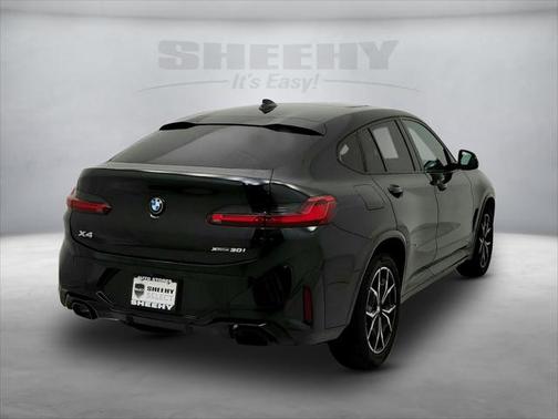 2023 BMW X4 xDrive30i