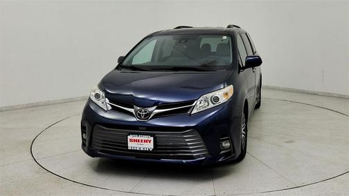 2018 Toyota Sienna XLE