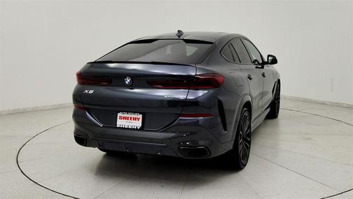 2021 BMW X6 xDrive40i