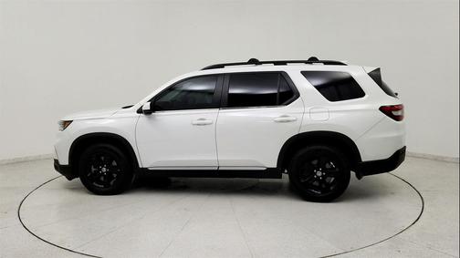2023 Honda Pilot AWD EX-L 8 Passenger