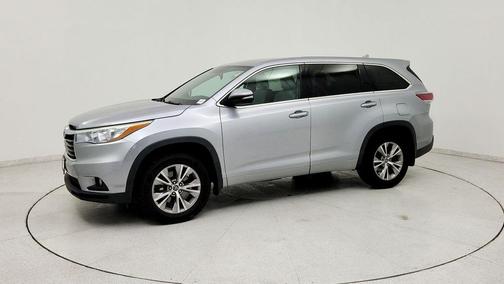 Silver Sky Metallic 2016 Toyota Highlander LE Plus