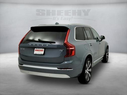 2022 Volvo XC90 T6 Inscription