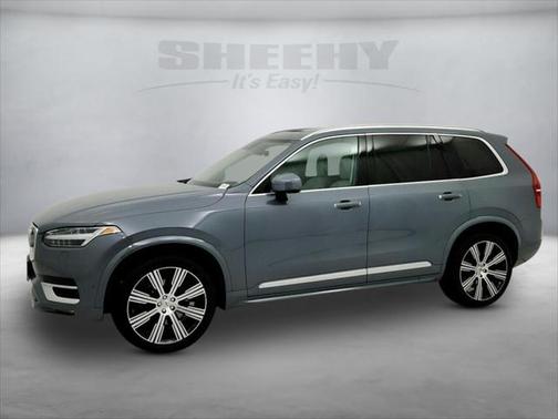 2022 Volvo XC90 T6 Inscription