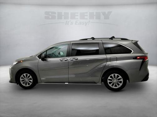 2021 Toyota Sienna XLE 7 Passenger