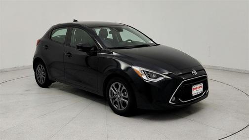 2020 Toyota Yaris Sedan XLE