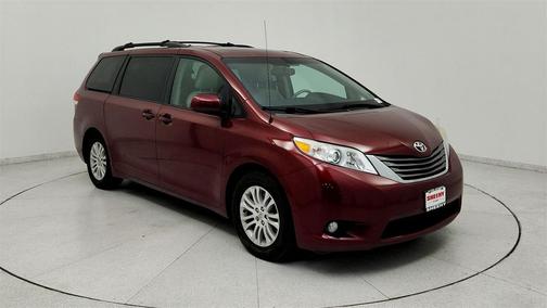 2012 Toyota Sienna XLE