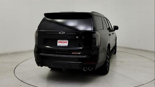 2025 Chevrolet Tahoe 4WD RST