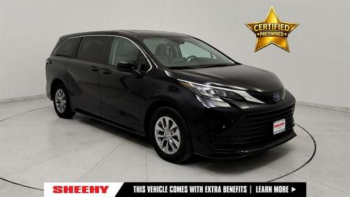 2024 Toyota Sienna LE